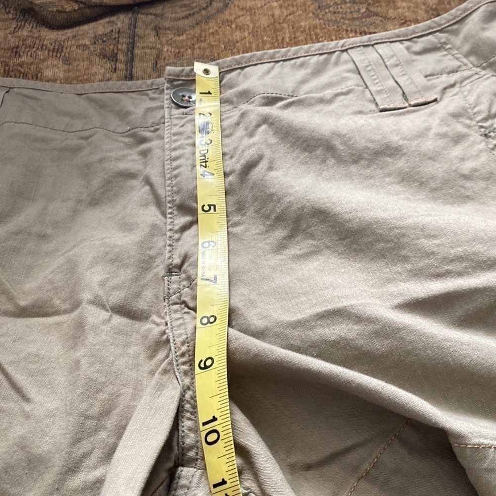 Levi’s 100% cotton cargo shorts size 14 - Picture 6 of 9